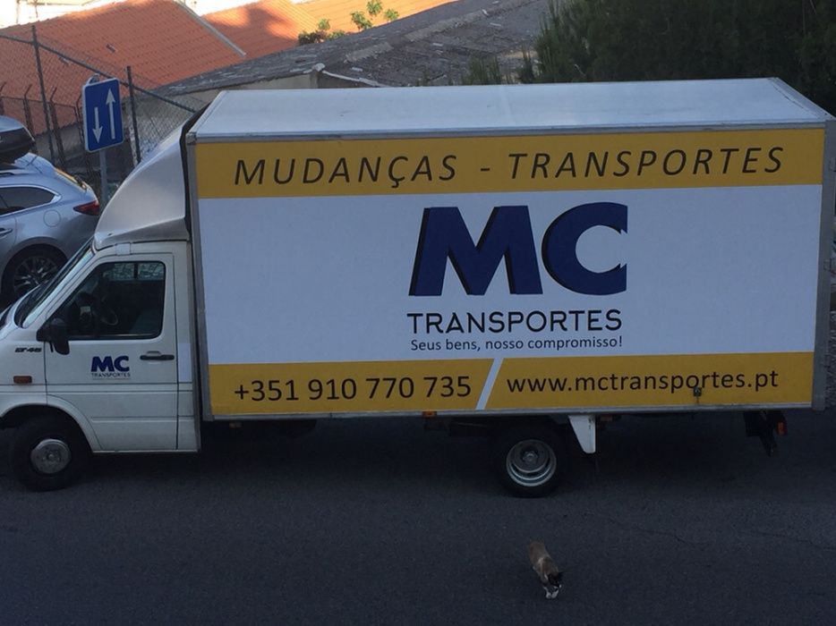 Mudanças e transportes nacionais e internacionais.