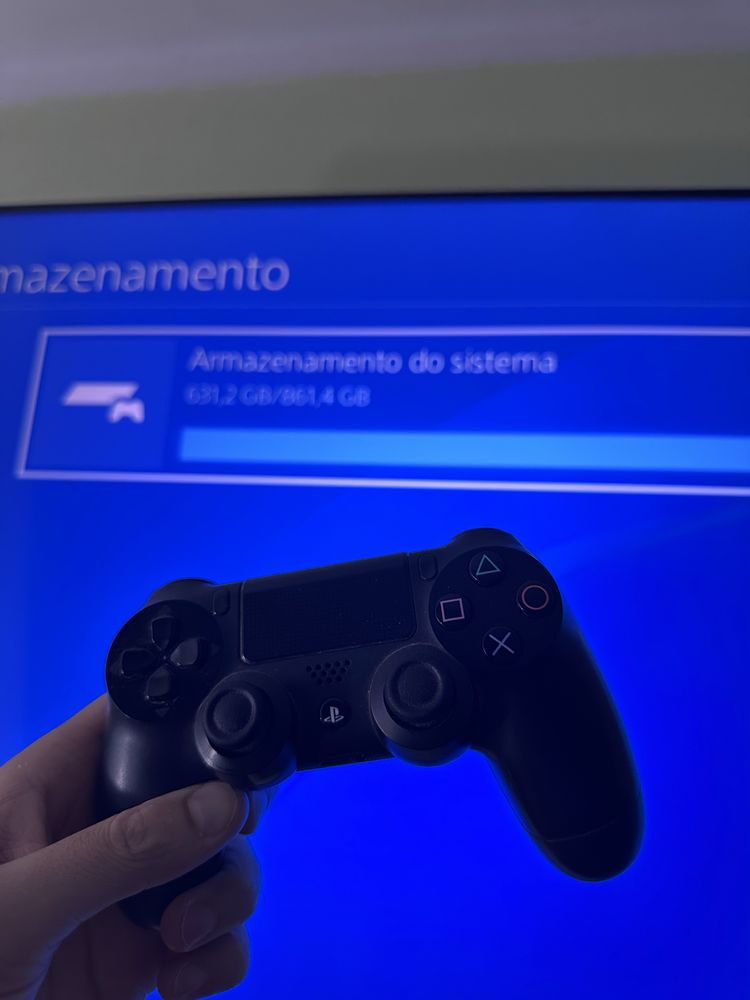 Playstation 4 Versao 1TB + Comando