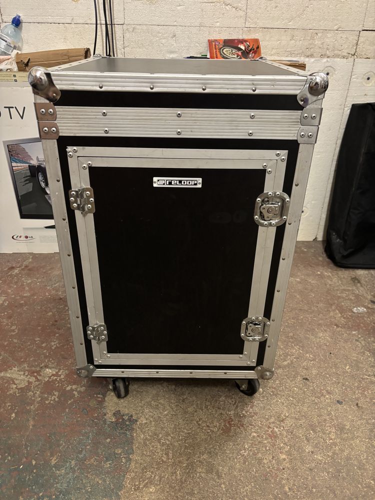 Case rack 12U + kątowy mechanizm Reloop