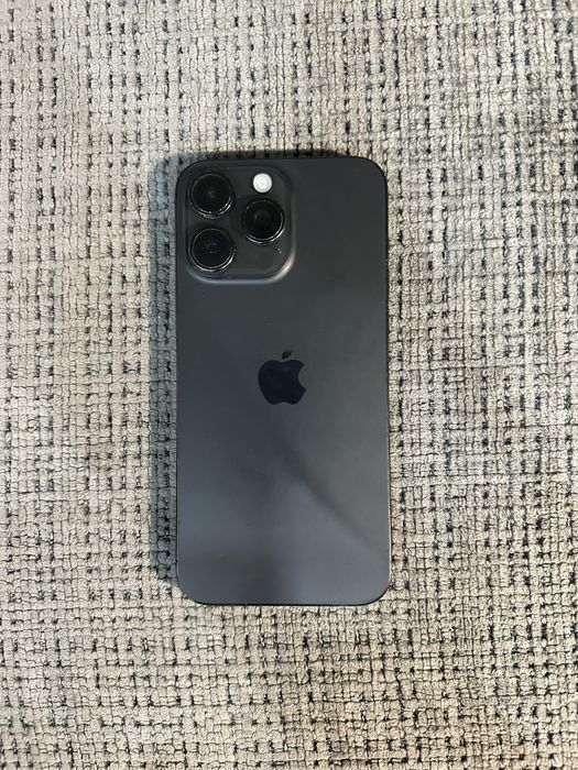 iPhone 15 pro max 512 GB