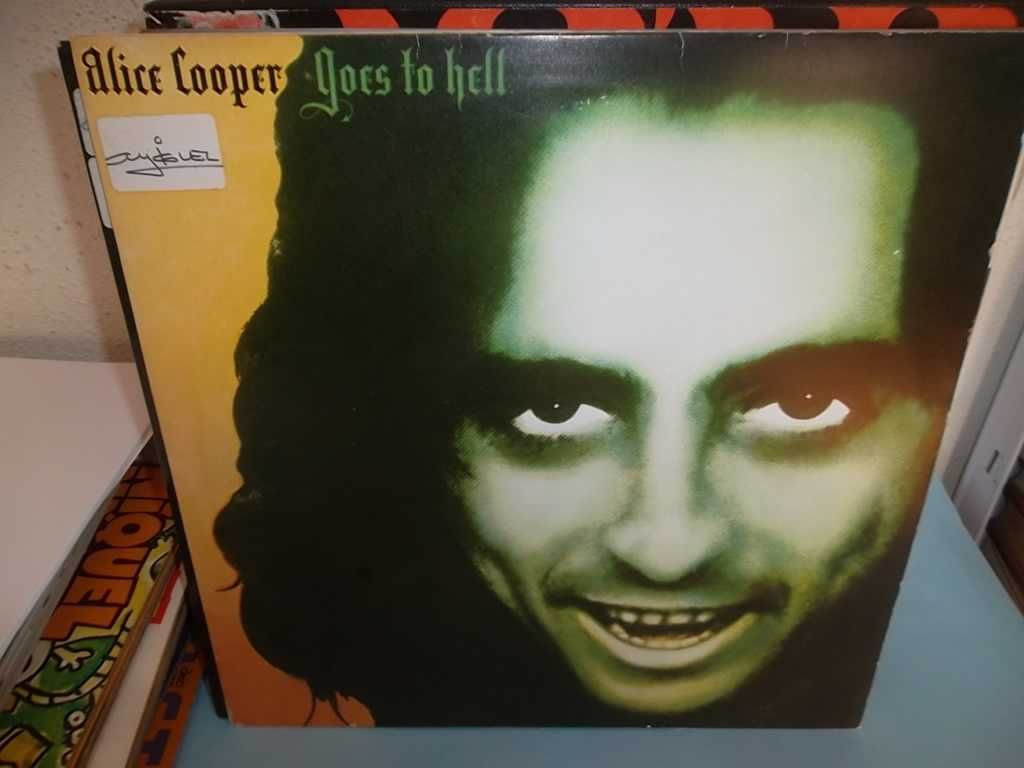 LP – Alice Cooper Goes To Hell (1976)