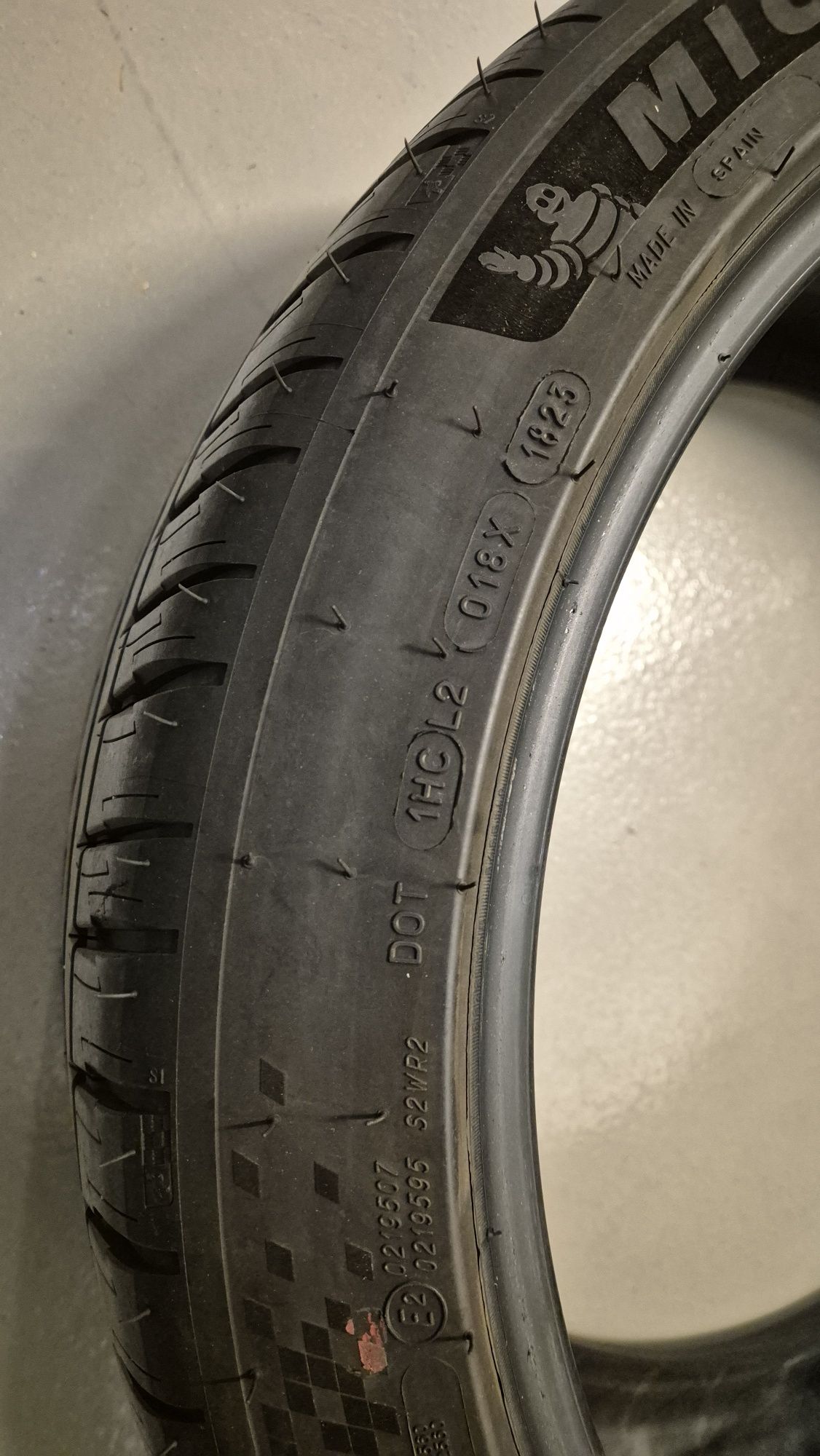 Opony Michelin 255/40 R20 101W Extra Load x 4 szt. Prawie nówki!