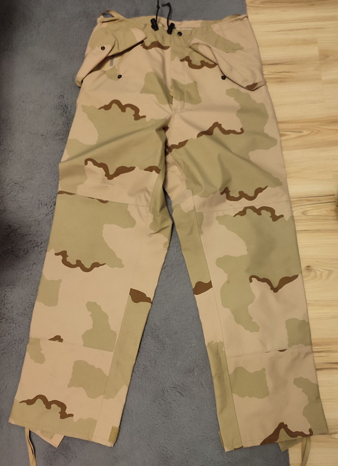 Kurtka spodnie Gore-Tex Desert US Army