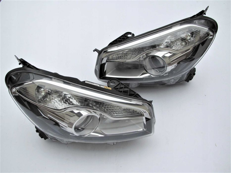Nissan Qashqai J10 Фары (фара левая, правая)