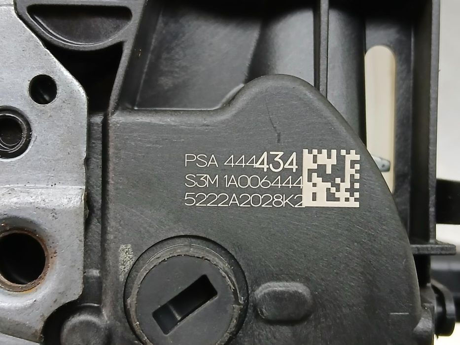 Fechadura / fecho porta trás direito PEUGEOT 2008 II (U_)