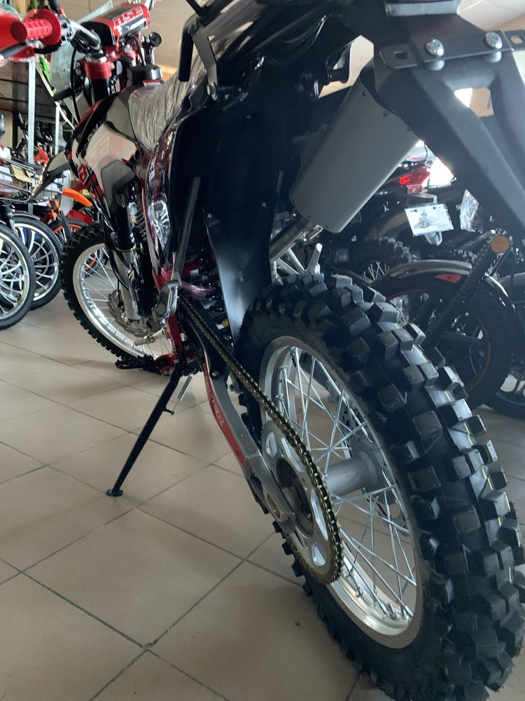 Мотоцикл BSE J10 ENDURO 250cc. Доставка