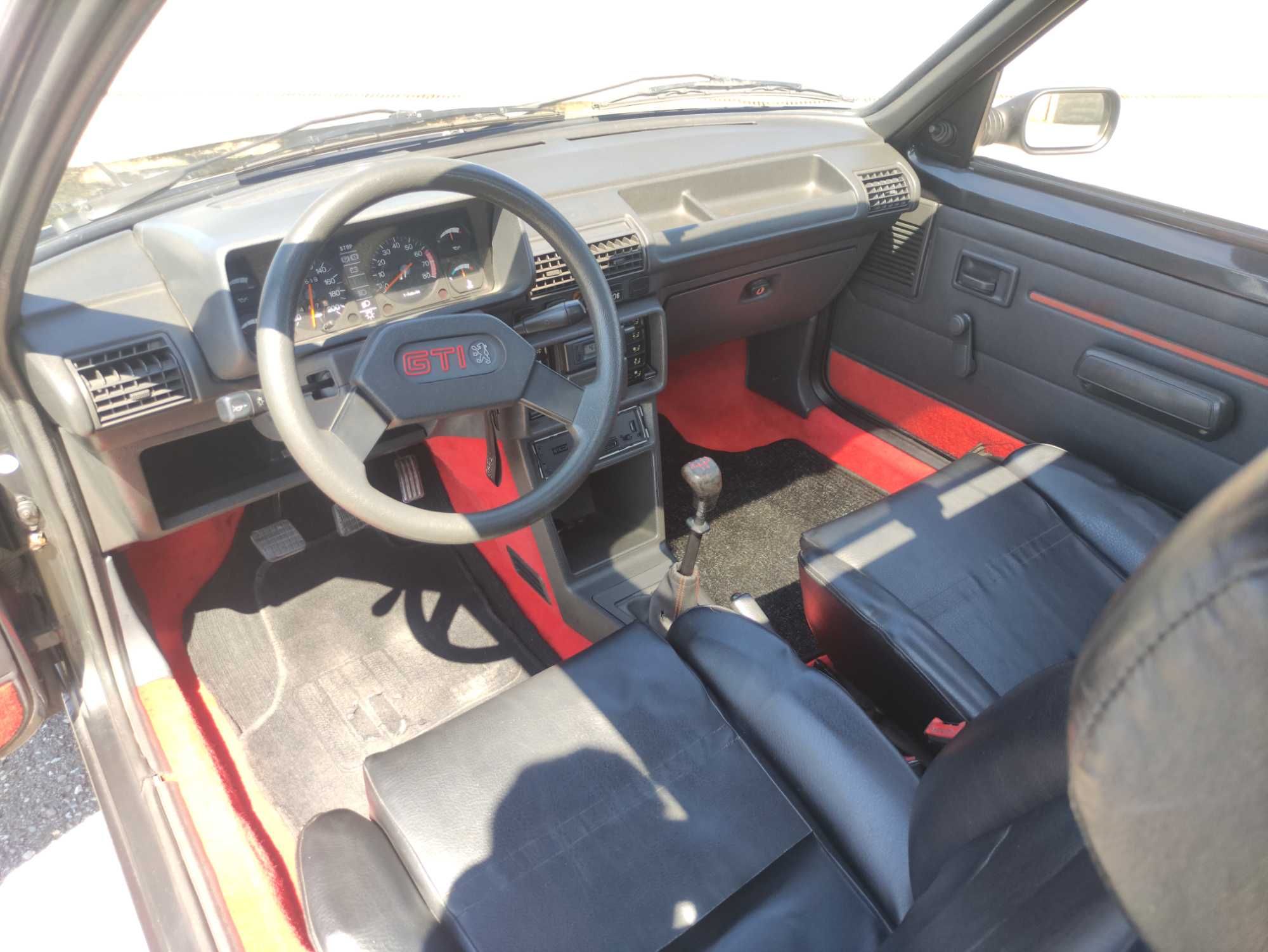 Peugeot 205 gti 1.6