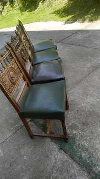 Krzesła drewniane stare