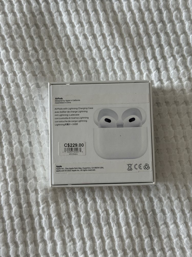 AirPods 3 навушники