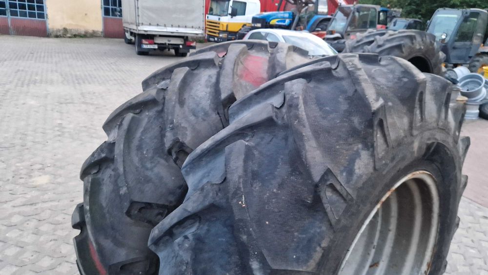 koła 18.4-30, 18.4/15-30, 18.4r30 460/85r30 BKT 12PR