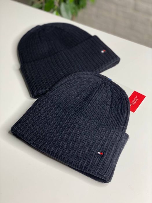 Мужская шапка TOMMY HILFIGER зимняя теплая двухслойная черная/синяя