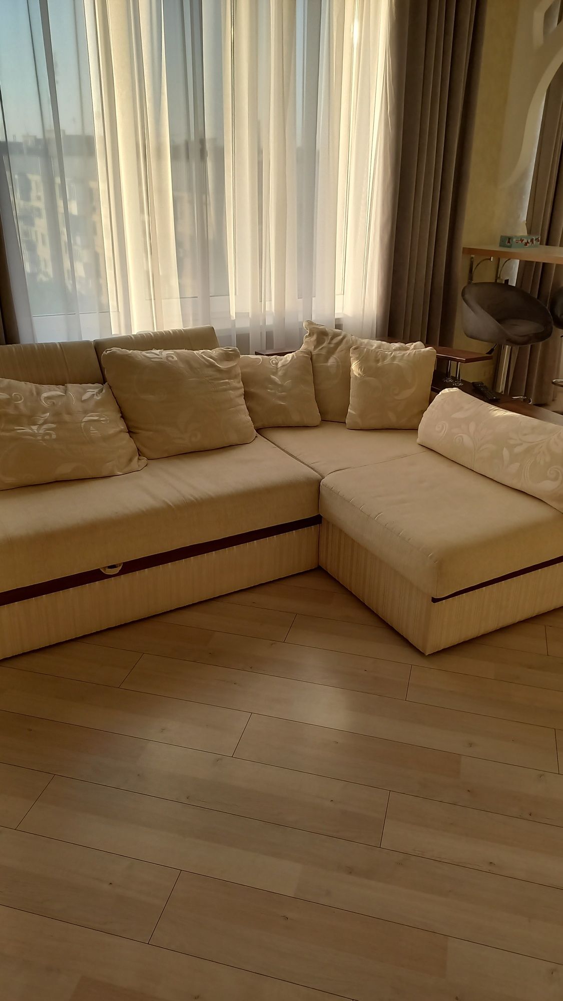 Продается квартира в ЖК Лермонтово с мебелью и бытовой техникой.