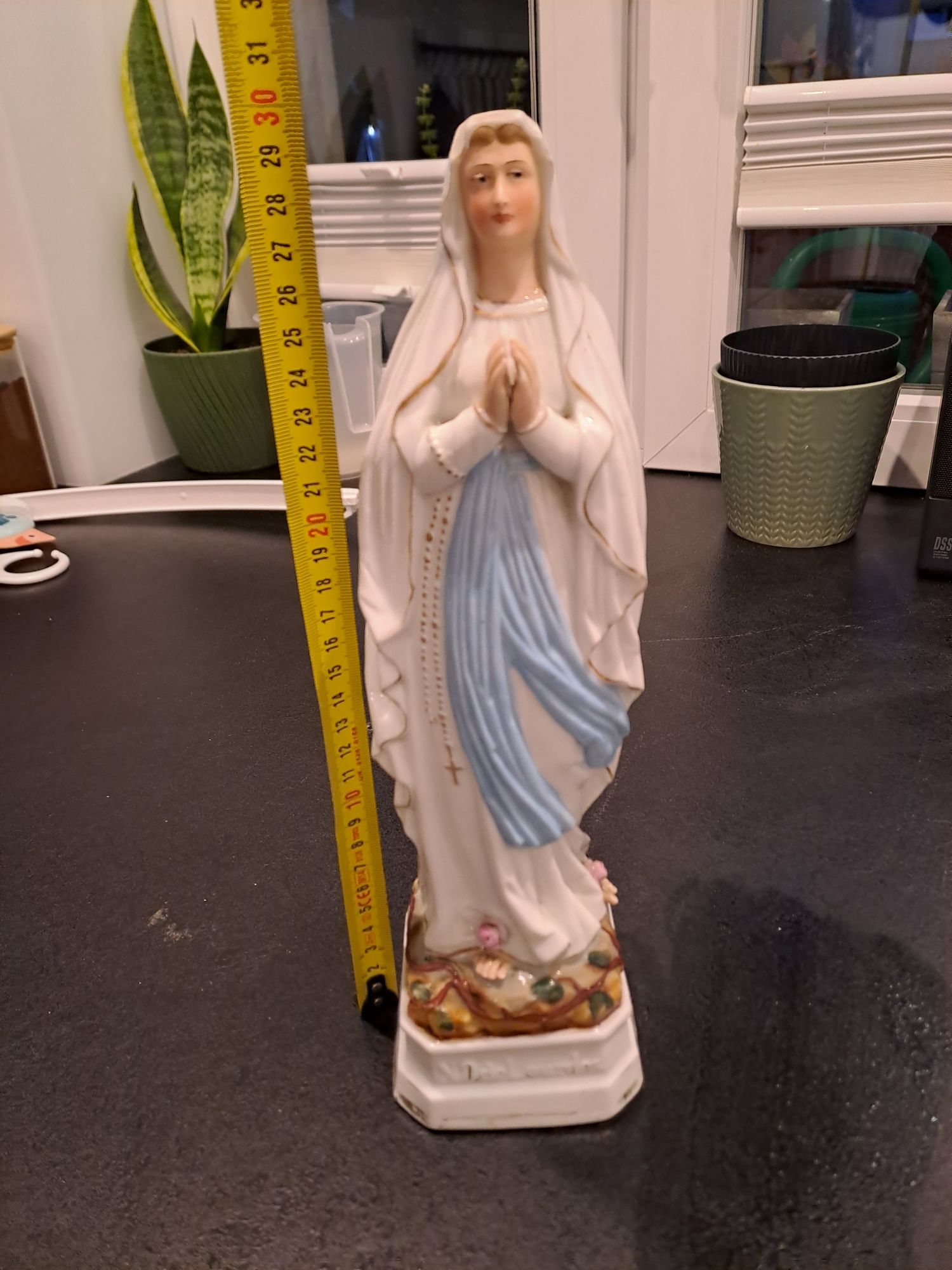 Matka Boża z Lourdes figurka