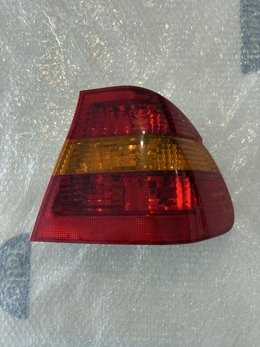 Farolim direito BMW e46 (1998-2001)