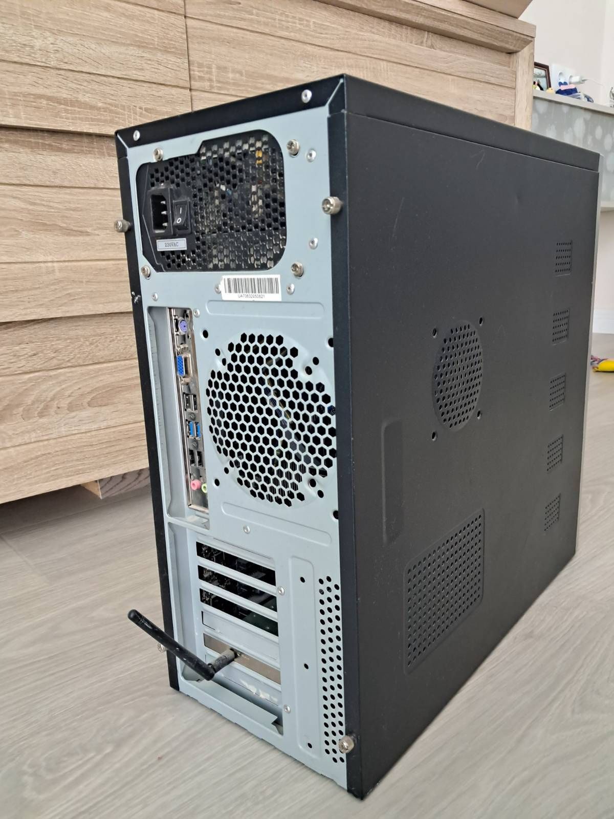 Потужний компьютер 6 ядер AMD Phenom, 32Gb ОЗУ, 120SSD + 1TB HDD
