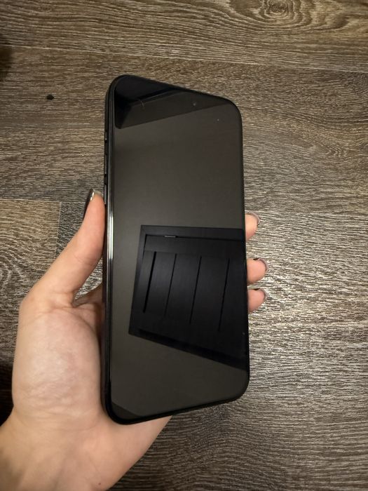 Продам iPhone 15 Pro Max