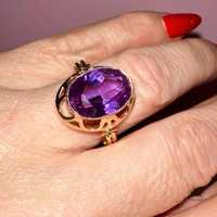 Złoty pierścionek 5,15g fioletowy kamień 583