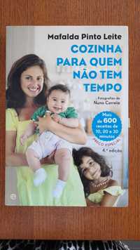 Livro "Cozinha para quem não tem tempo"