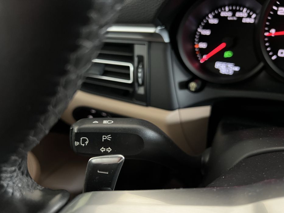 Porsche Macan 2.0Turbo 7PDK 4*4 рестайлінг
