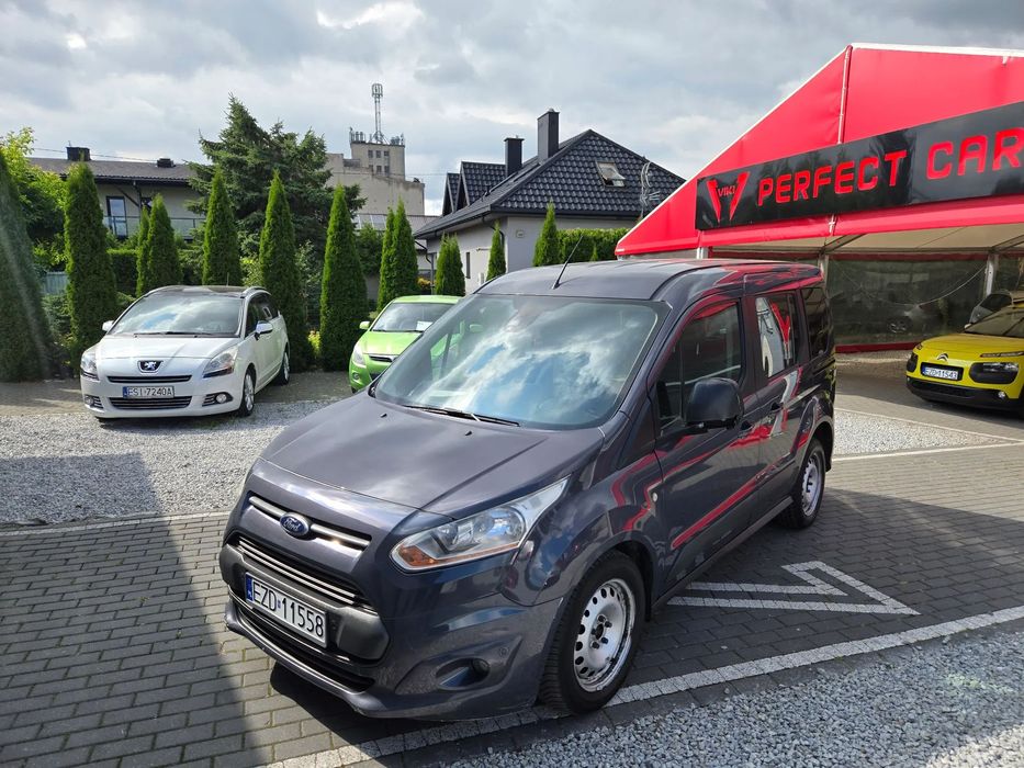 Ford Tourneo Connect 189Tyś/km servisowany czujniki parkowania Tył i przód
