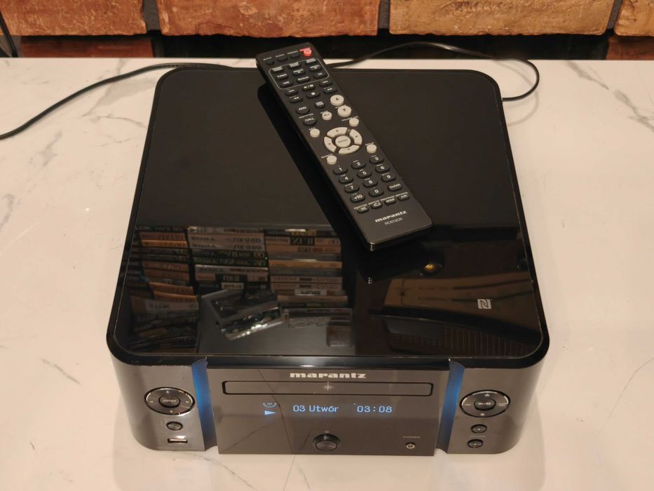 Amplituner, odtwarzacz sieciowy Marantz M-CR611 Spotify Bluetooth