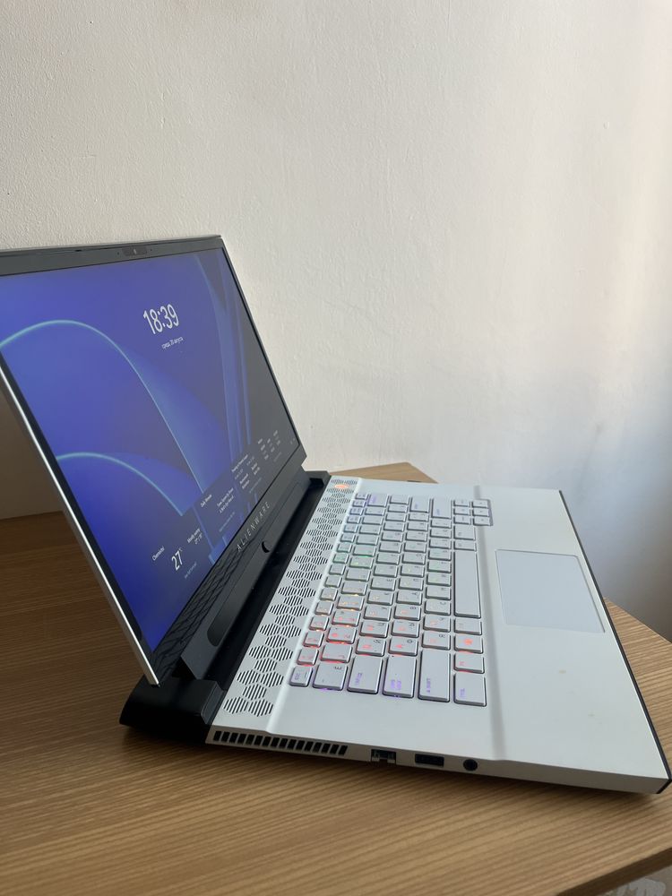 Dell Alienware m15 R2 — Ігровий ноутбук