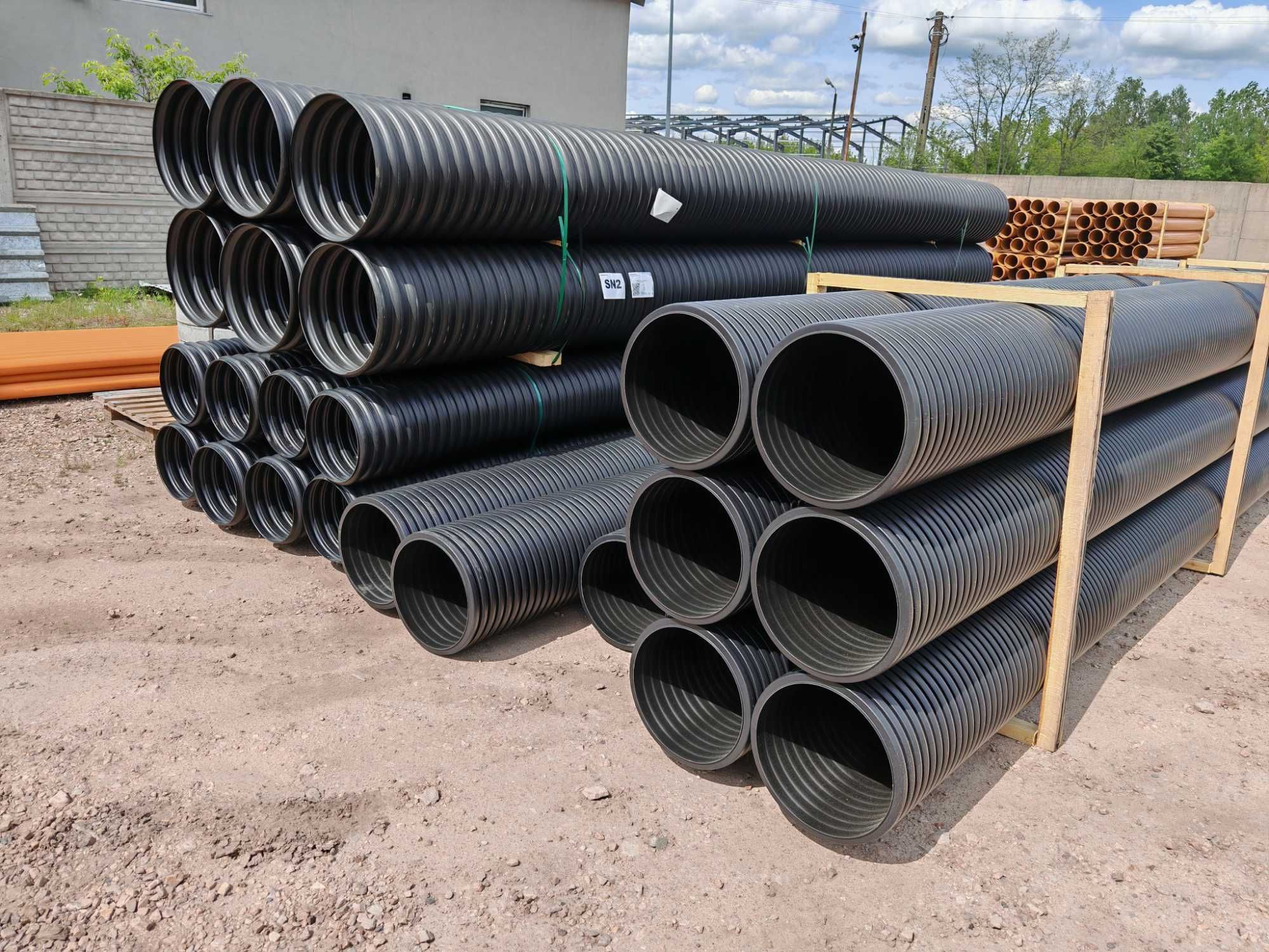 Rura kanalizacyjna PVC SN8 lita DN200x5,9x3000