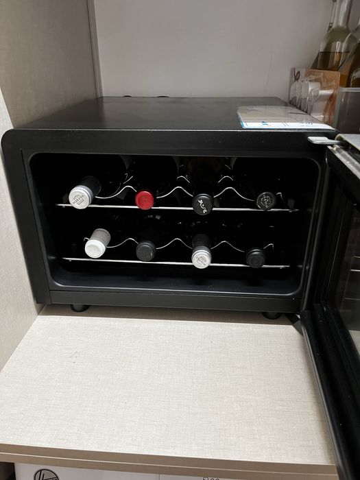 Garrafeira elétrica Teka