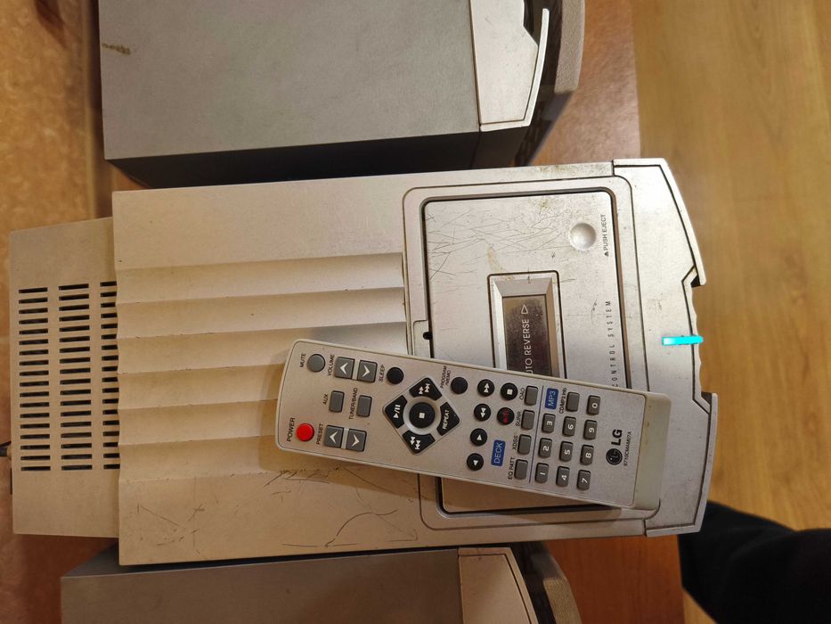 Музичний центр LG. 60ВТ