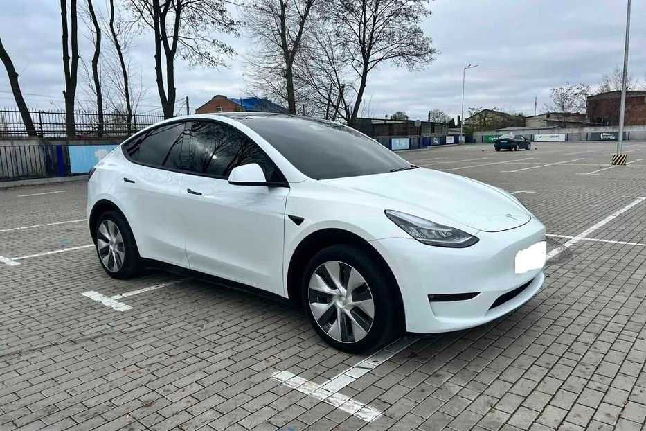 Tesla Model Y 2021