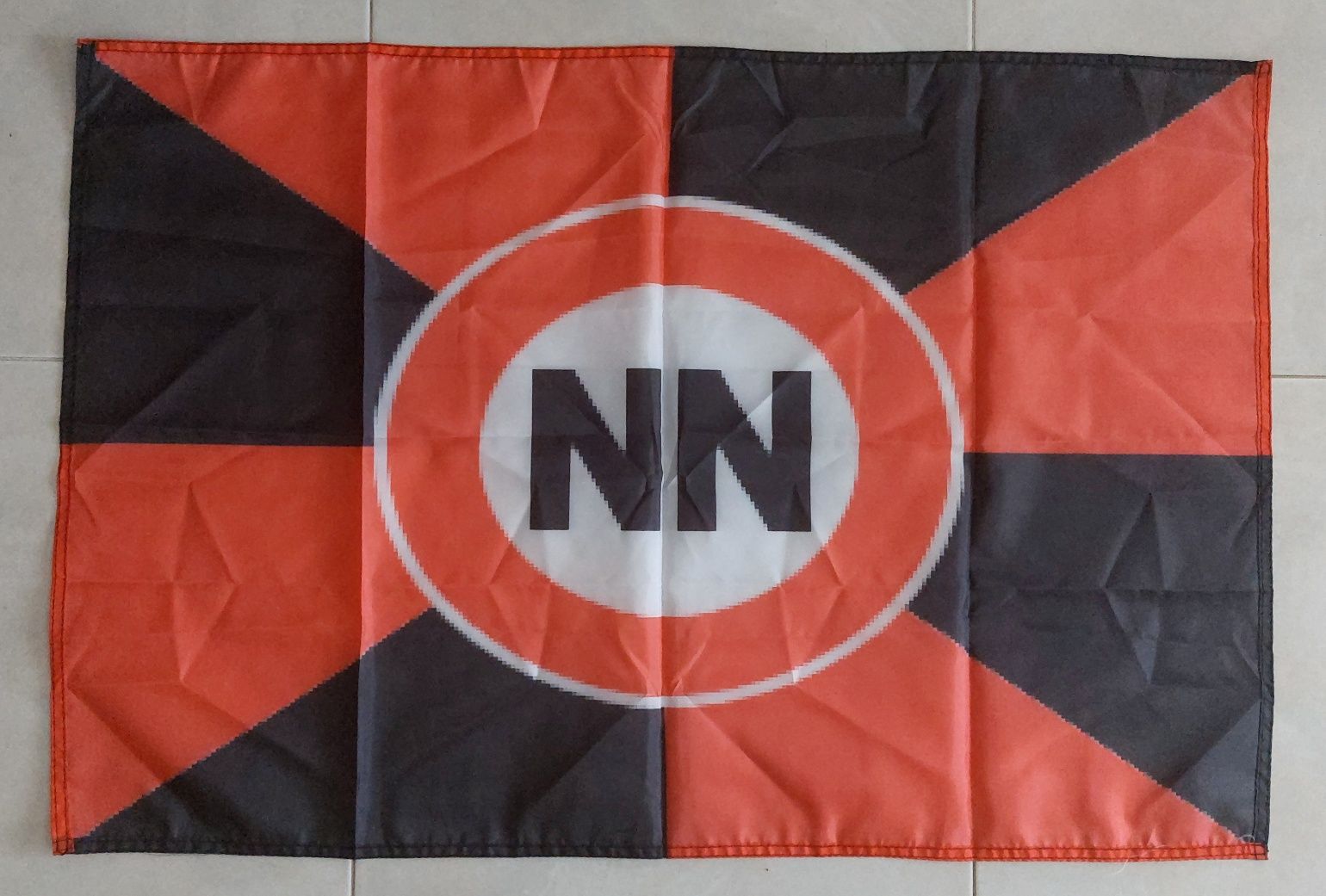 Bandeira NN e Torcida