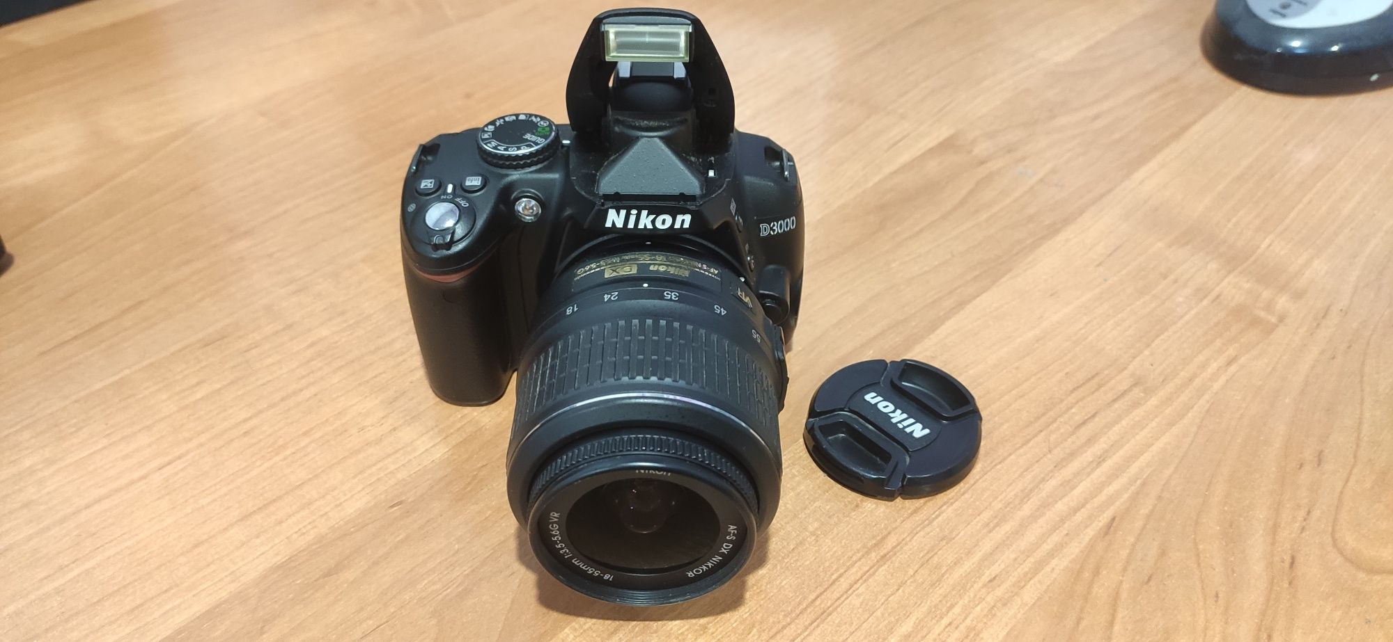 Продам фотоапарат Nikon d3000