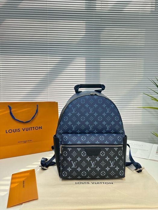 Синий рюкзак Louis Vuitton Discovery мужской