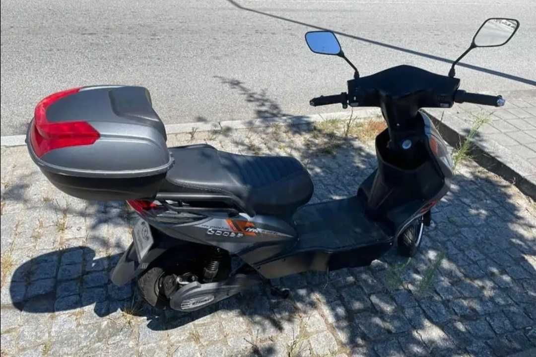 Scooter Elétrica Vortex TWO