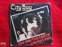 City Boy - vinil single