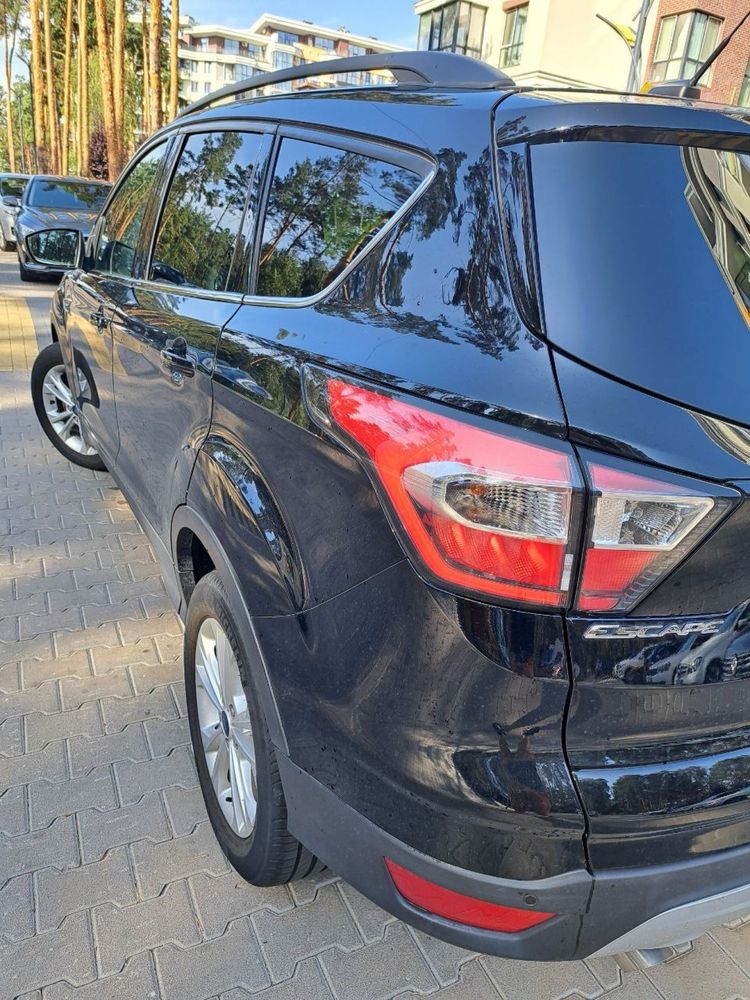 Продам Ford Escape 2017 р