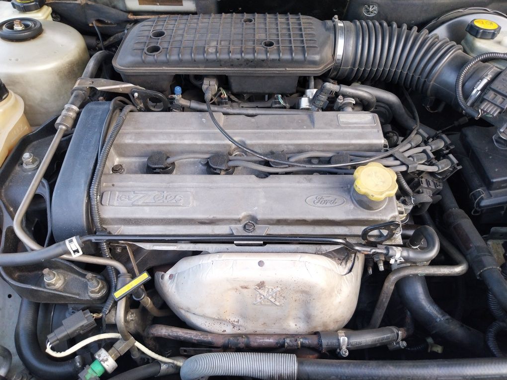 Ford MONDEO GHIA doinwestowany