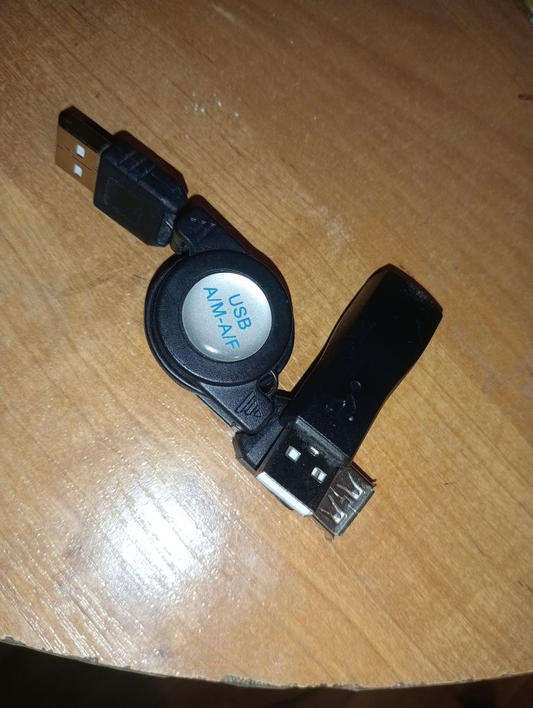 Rozwijany kabl USB-A/M na USB-A/F z przedłużką