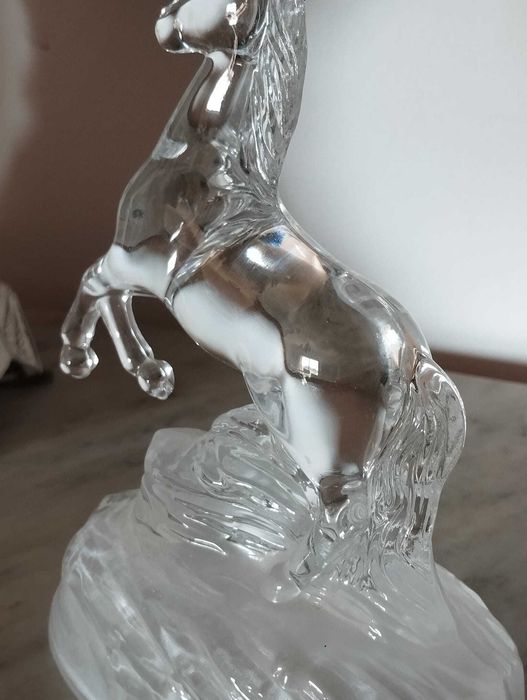 Cavalo em Cristal