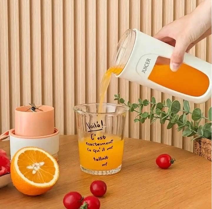 Блендер портативний JUICER