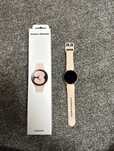 Galaxy Watch 4 rozowy