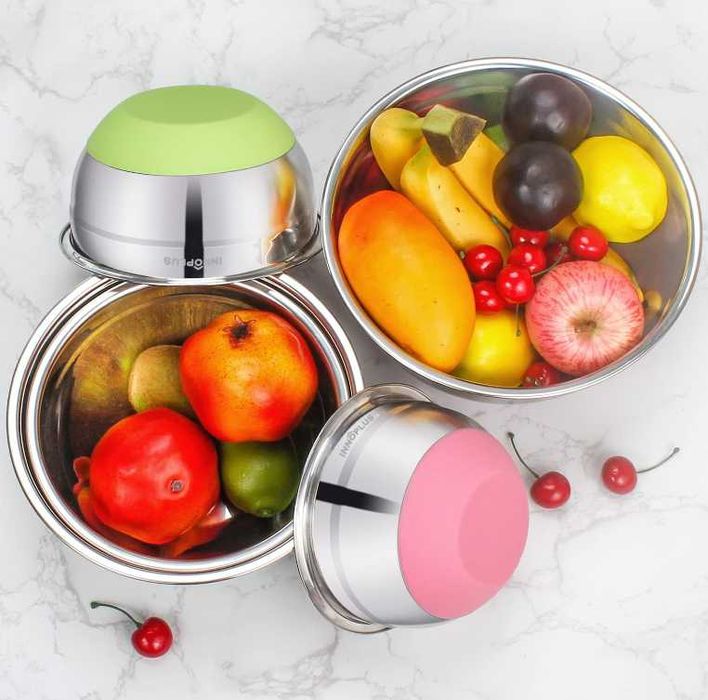 miski ze stali nierdzewnej z pokrywkami 5szt