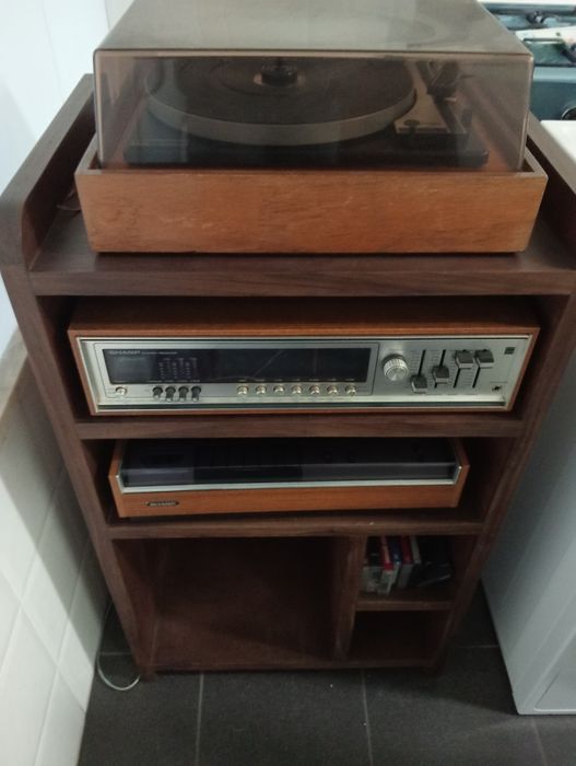 Móvel hifi ( anos 70)