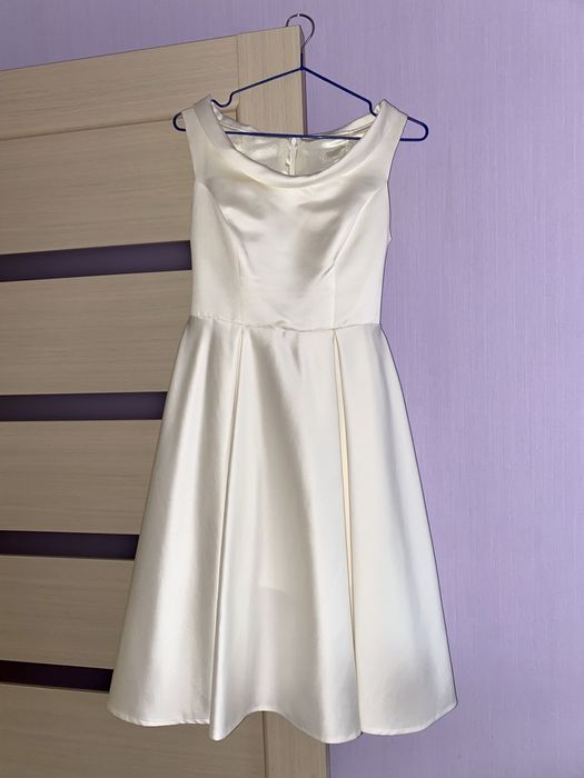 Плаття атласне xs