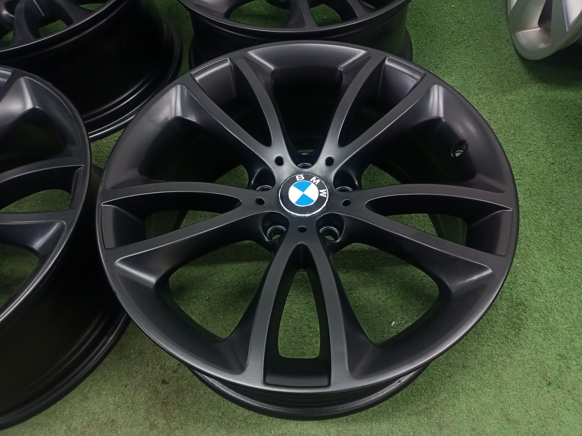 19" felgi 5x120 et33 Oryginalne BMW F11 F10 E90 E91 E92 X3 M-pakiet