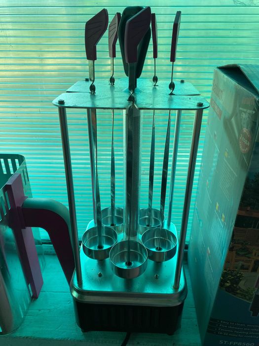 Продам электрошашлычницу