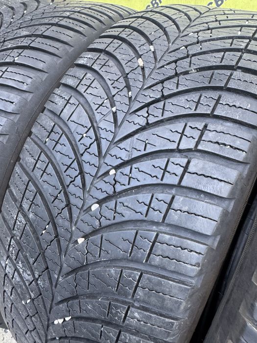 Шини GoodYear 225/55r17c всесезонка комплект склад б/у
