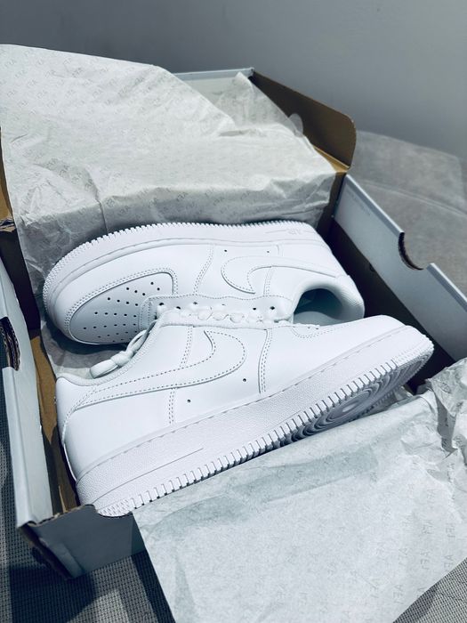 Nowe Buty Nike Air Force 1 '07 Białe R. 41