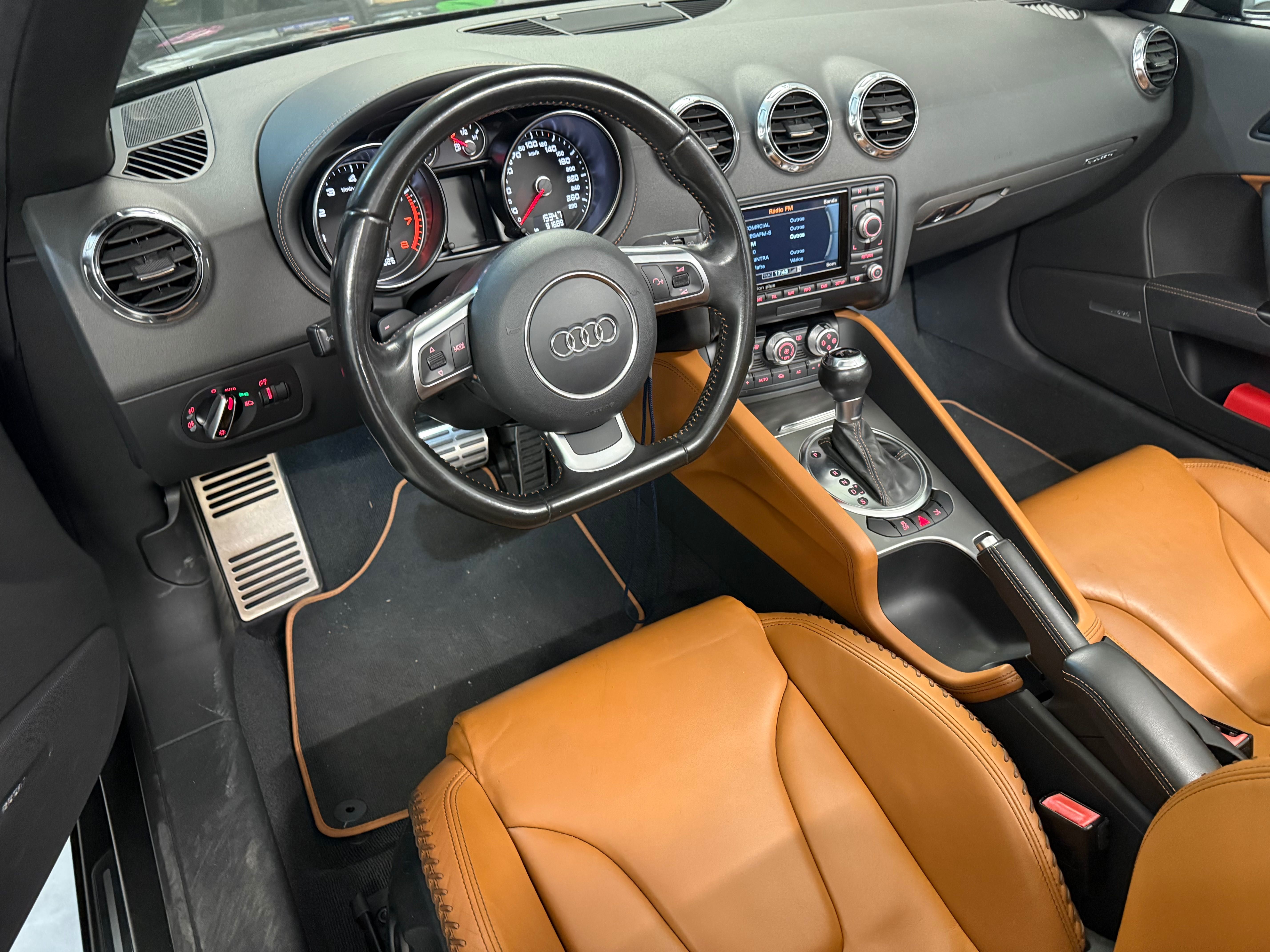 Audi TT Roadster Quattro 2.0 TFSI