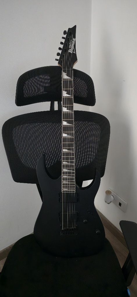 Guitarra ibanez gio